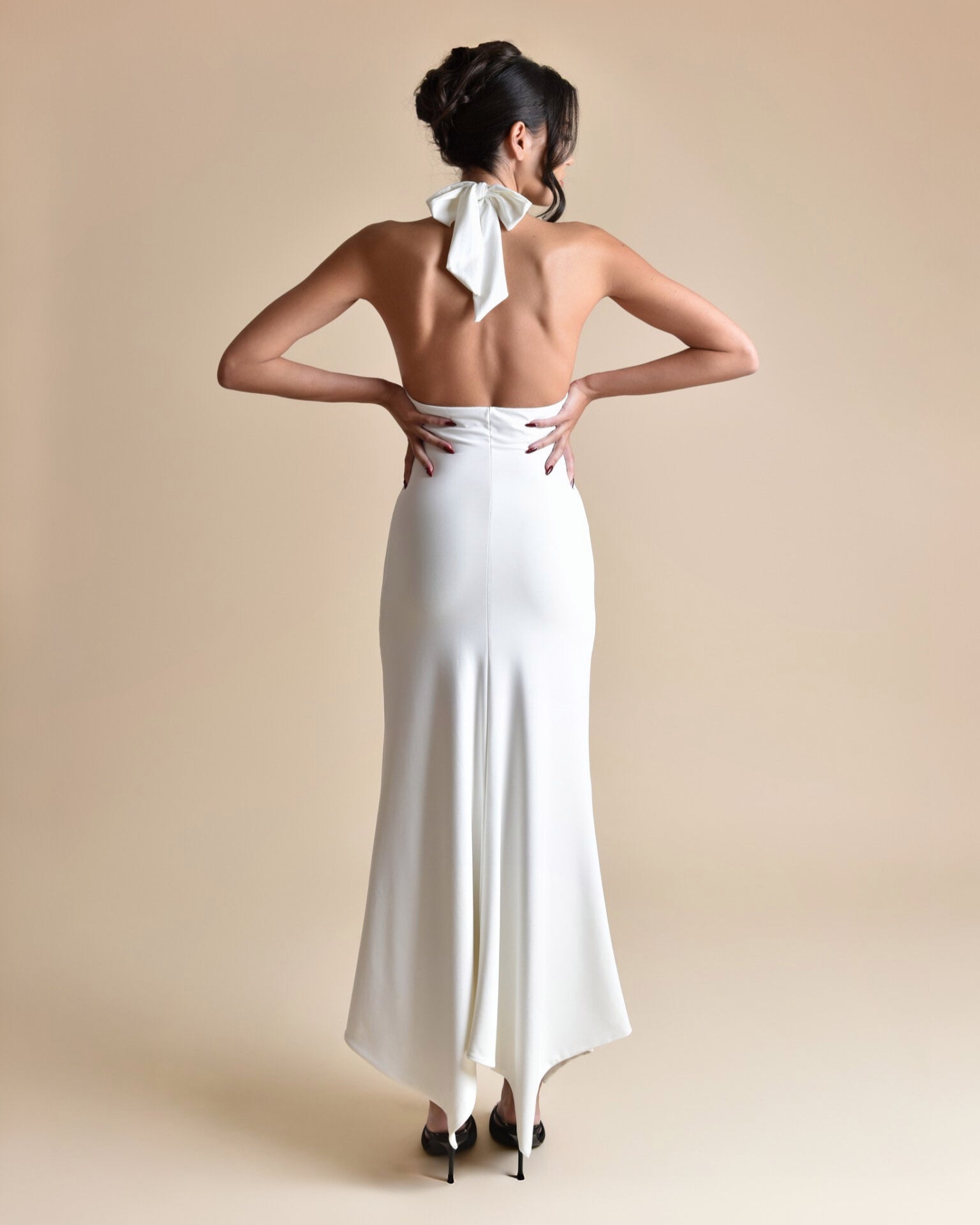 Halter-Neck Open Back Maxi Dress - HEMERA